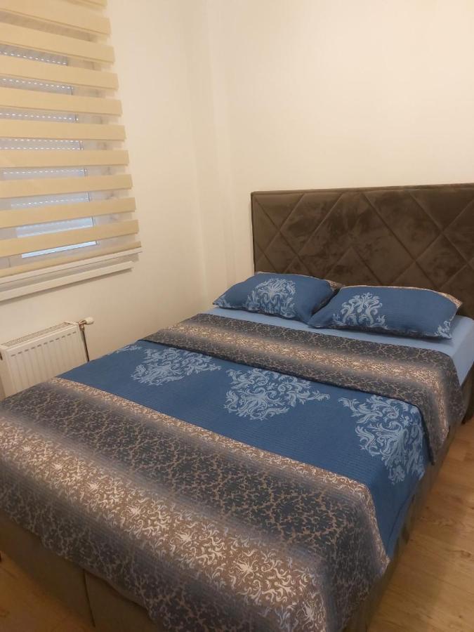Apartman Vrbas Sa Podzemnom Garazom Баня Лука Екстериор снимка